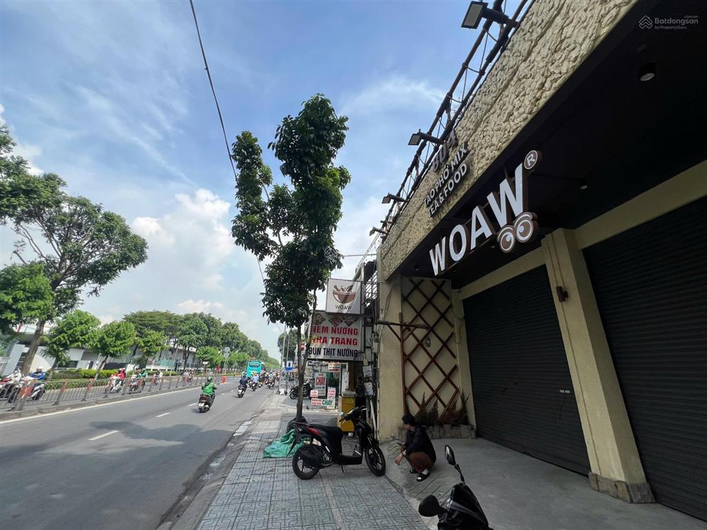 Cho thuê nhà mặt tiền 804 quang trung, gò vấp  10x25m  4 tầng suốt  giá  0705 214 ***