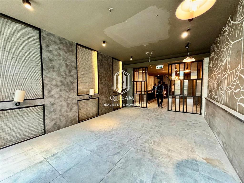 Cho thuê nhà 31 ngô đức kế, quận 1  4x17m  5 tầng  giá thuê 235 triệu.  0705 214 ***