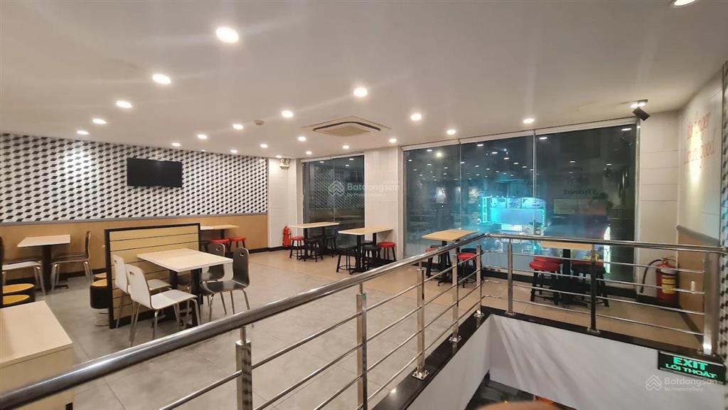 Cho thuê góc 2 mặt tiền nguyễn huy tự quận 1  18x8m  2 tầng  giá thuê 150 triệu  0705 214 ***