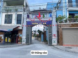 Hàng nóng bỏng mới ra lò . bán mảnh đất gần trục chính vị trí giữa lê xá.