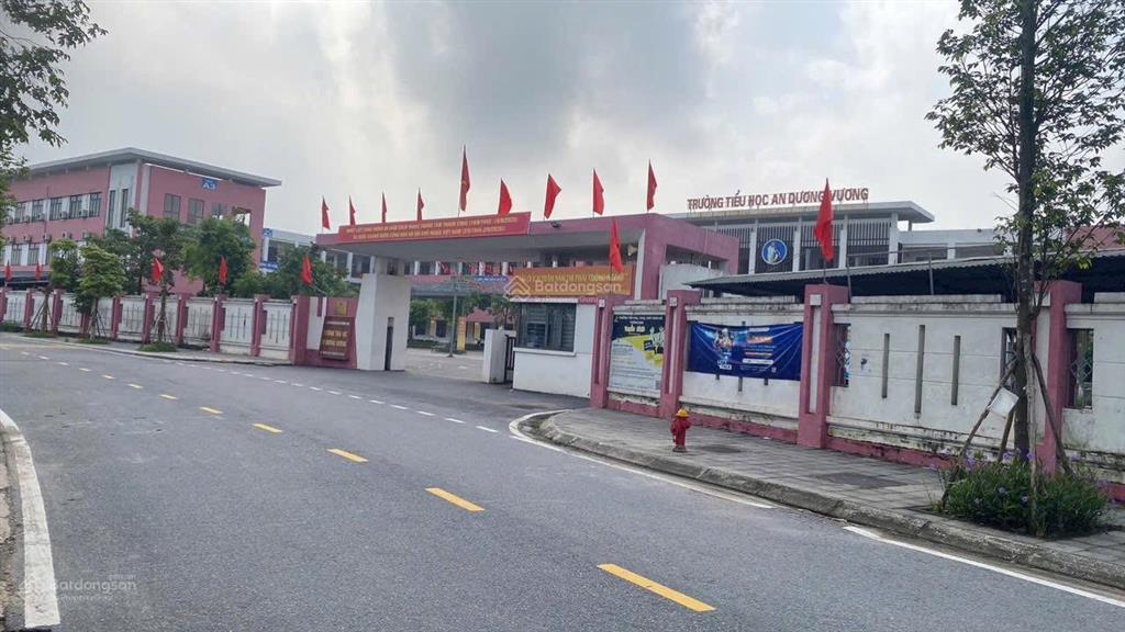 Bán đất gia lộc việt hùng đông anh 46m2 nhỉnh 4 tỷ oto thông