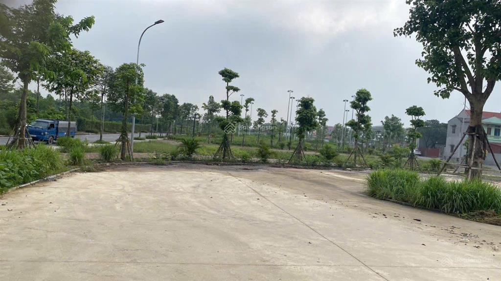 Bán đất gia lộc việt hùng đông anh 46m2 nhỉnh 4 tỷ oto thông