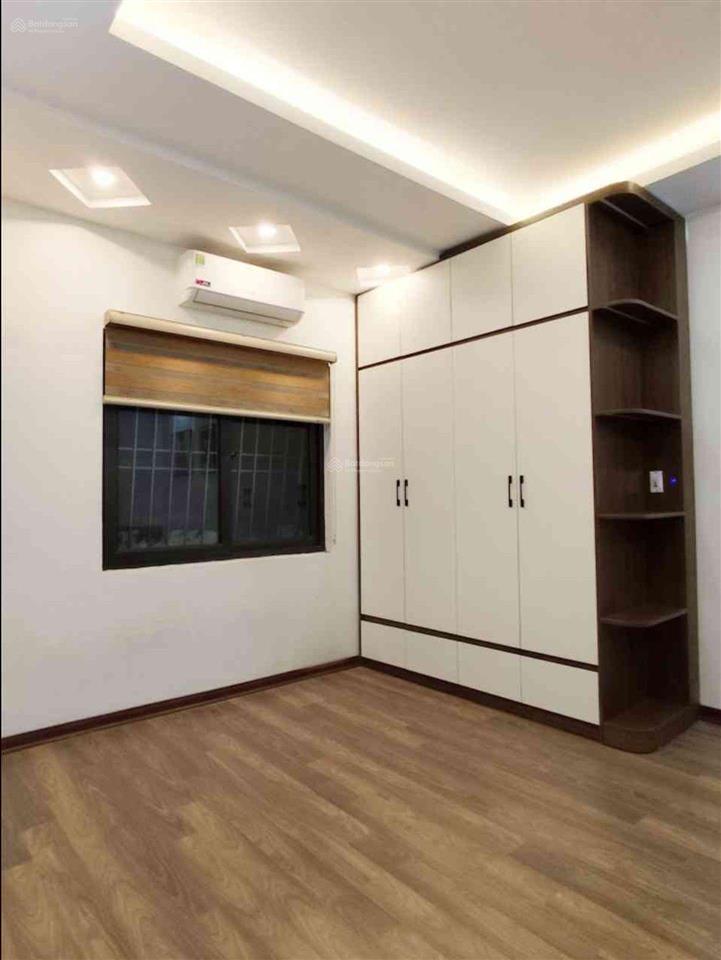 Tân mai 5 tầng ô tô đỗ 20m giá chỉ hơn 6 tỷ