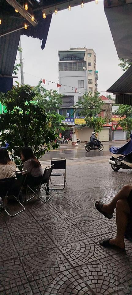 Bán nhà thịnh liệt ô tô đỗ 40m giá hơn 6 tỷ