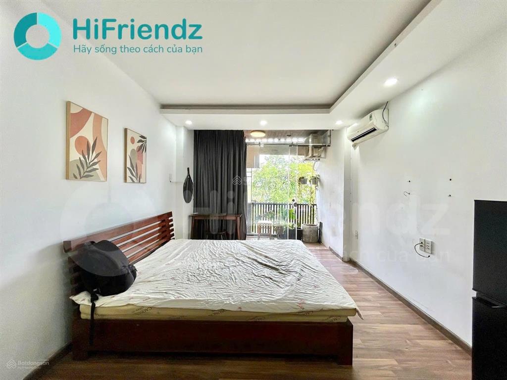 Căn hộ studio  ban công  tách bếp  view bờ kè hoàng sa  trường sa  gần cầu lê văn sỹ