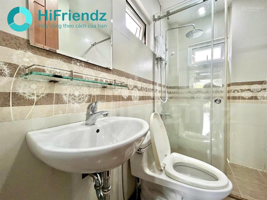 Căn hộ studio  ban công  tách bếp  view bờ kè hoàng sa  trường sa  gần cầu lê văn sỹ