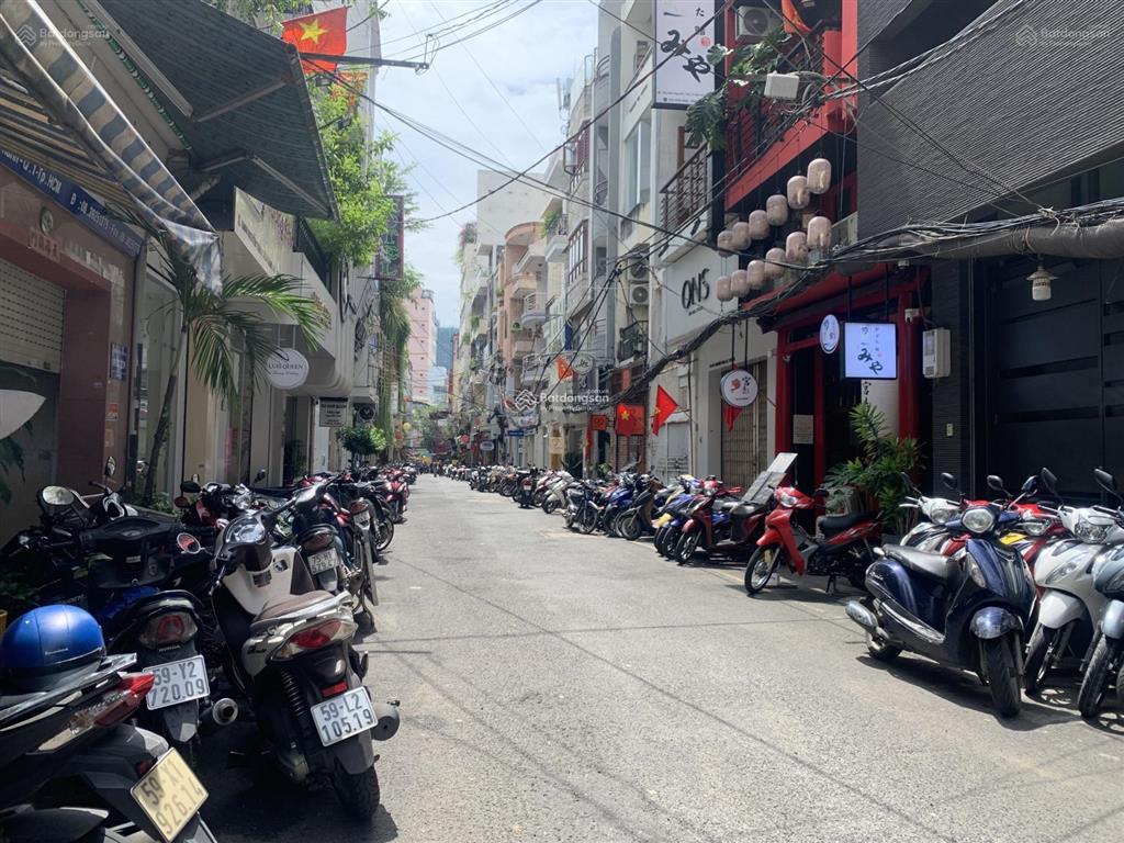 Bán nhà đường nguyễn trãi, bến thành, q1  8x17  nhà 4 tầng  gần ngã 6 phù đổng