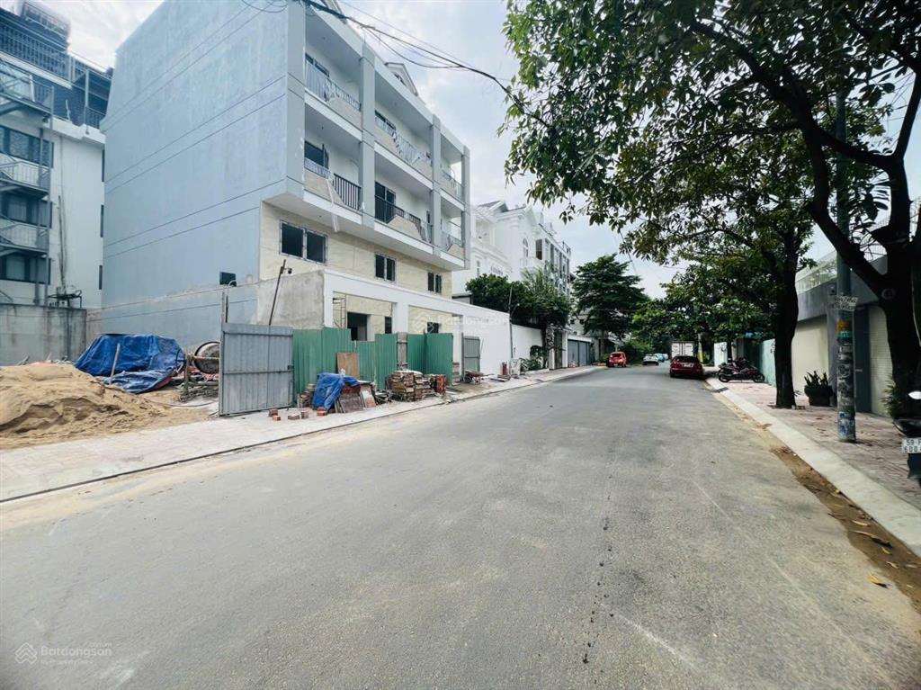 Chdv view sông sài gòn 30 phòng, khu biệt thự bình lợi, khoán 100 triệu/tháng