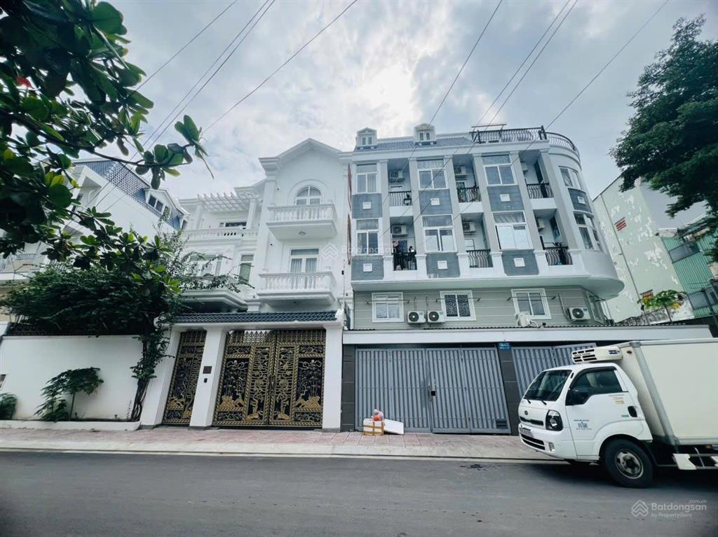Chdv view sông sài gòn 30 phòng, khu biệt thự bình lợi, khoán 100 triệu/tháng