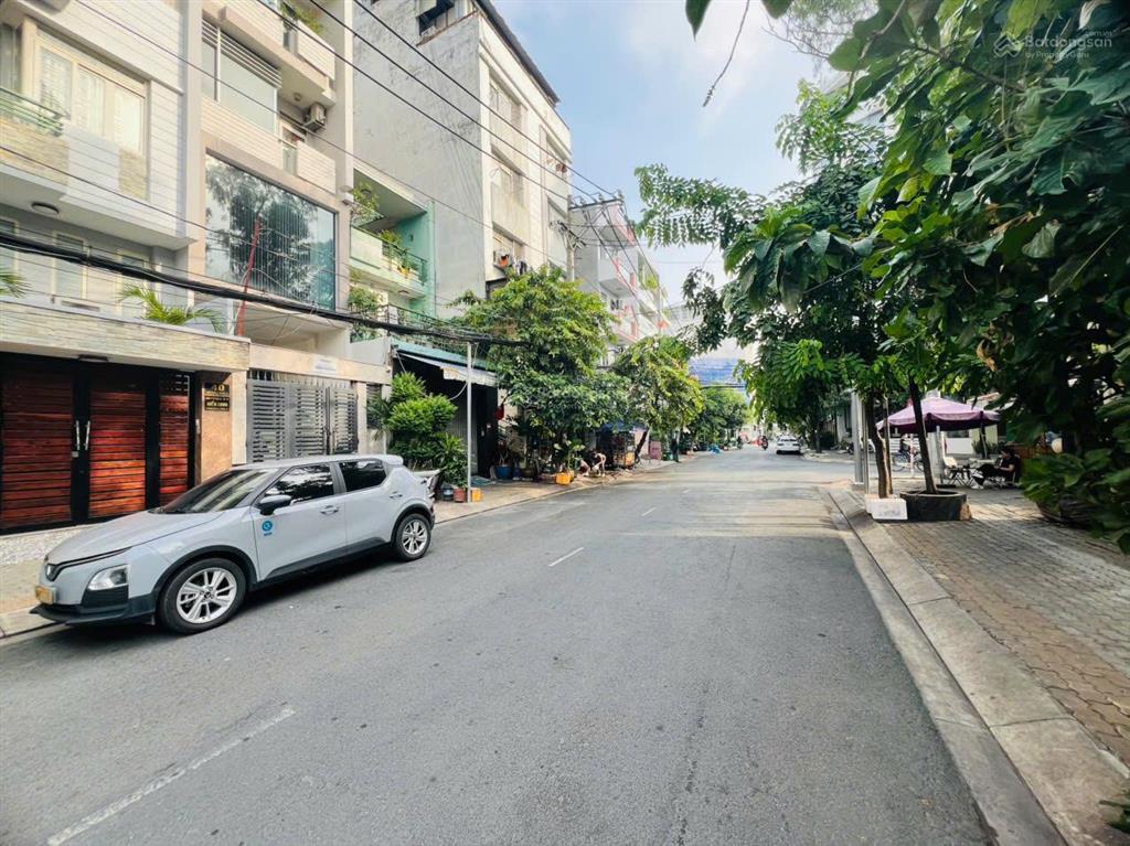 Mặt tiền đường số 36  nhà 4 tầng  17,5 tỷ  ngay nguyễn thị thập, phù hợp vừa ở vừa kinh doanh