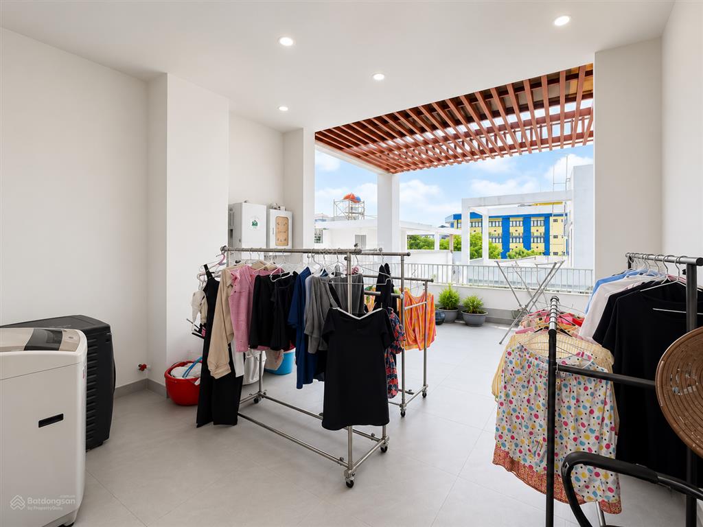 Nhà mới kiến trúc sư thiết kế  hẻm nội bộ nguyễn kiệm, khu toàn nhà đẹp  giá 13,5 tỷ