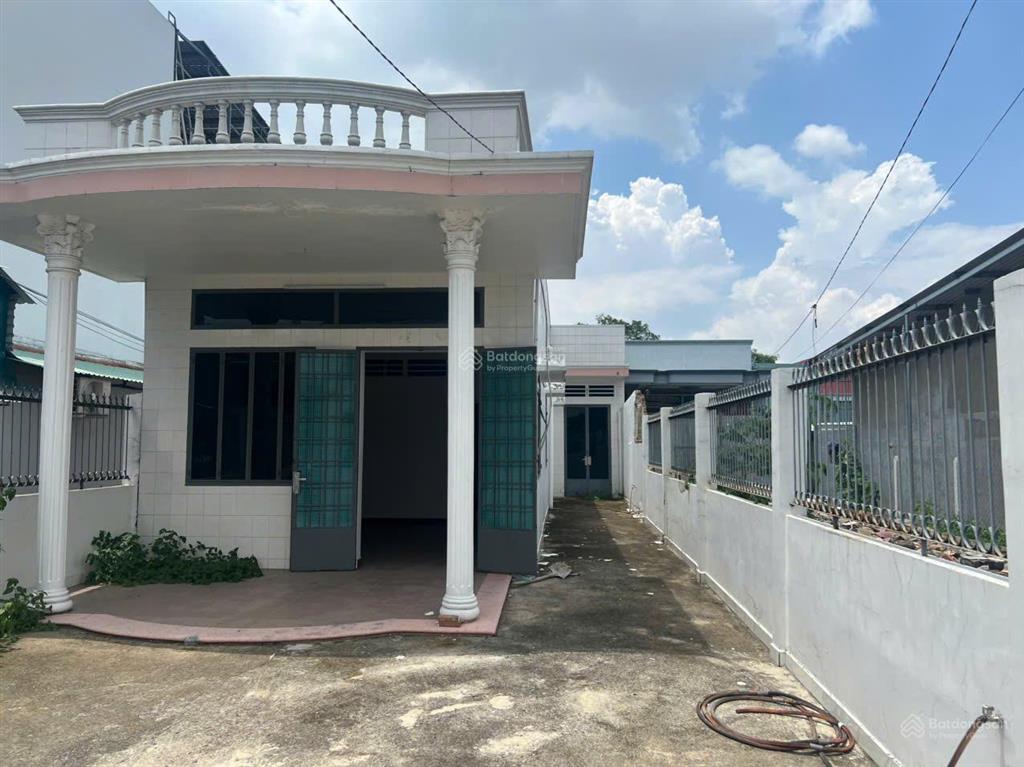 Kẹt tiền bán gấp! nhà cấp 4 (7x38m) gần quang trung, hóc môn  đất odt  giá 11,6 tỷ