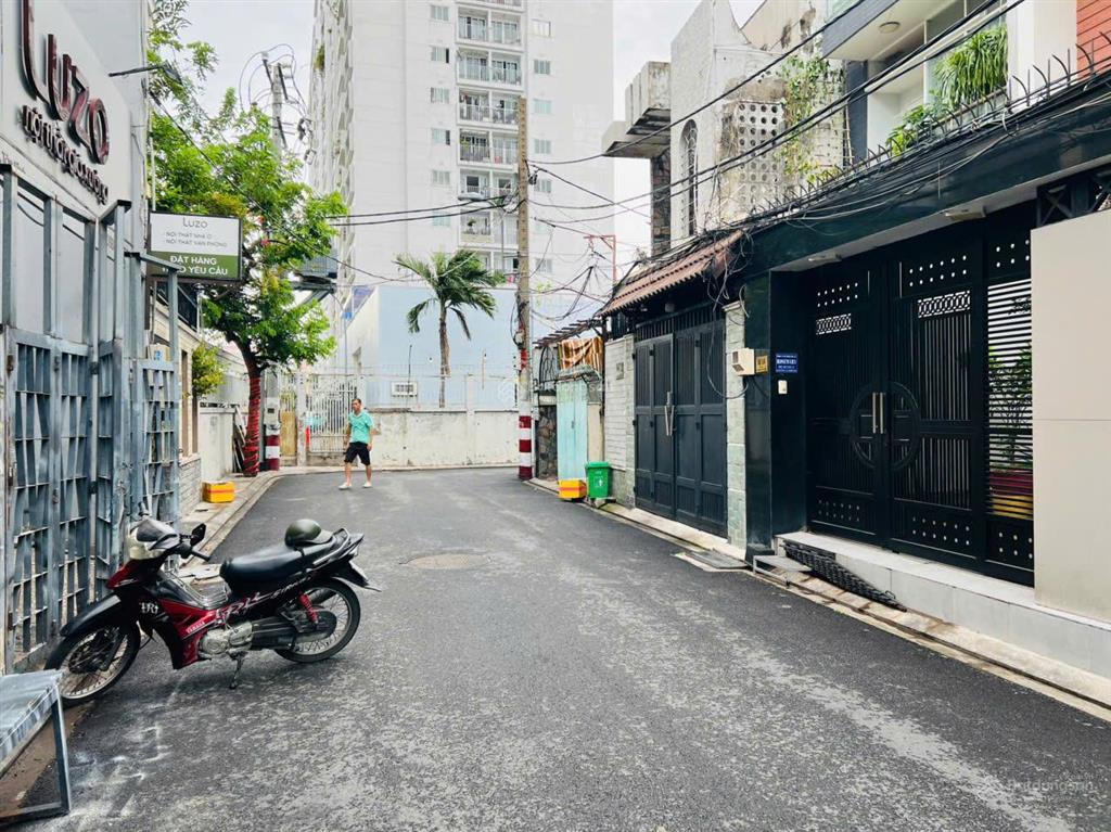 Nhà 4 tầng  đường ba vân  khu bàu cát (4,2x20)  13,4 tỷ