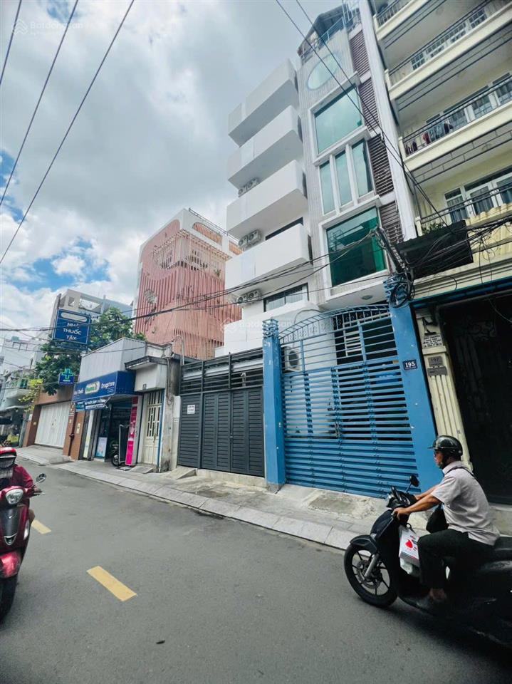 Bán chdv mặt tiền đường phan văn hân (4,5 x 28)  6 tầng  35 tỷ
