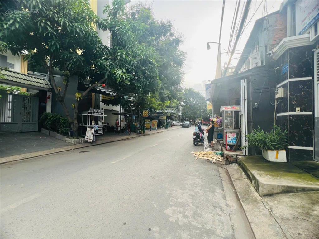 Mặt tiền quận 7  giáp phú mỹ hưng  giá chưa tới 100 triệu/m2