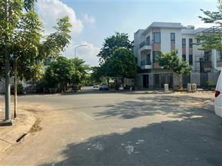 Bán lô đất 245m2 mặt tiền sông khu biệt thự cách vạn phúc 3km mặt tiền đường lớn  sổ hồng riêng