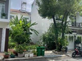 Chủ cần bán lô đất sát góc trong khu đô thị ven sông giáp ql13  7x20 full thổ cư  giá 6ty95 có tl