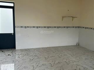 Bán nhà cấp 4 91.6m2 ngang 5m vuông vức  hẻm 4m thông  hướng đn  gần bệnh viện qt hạnh phúc