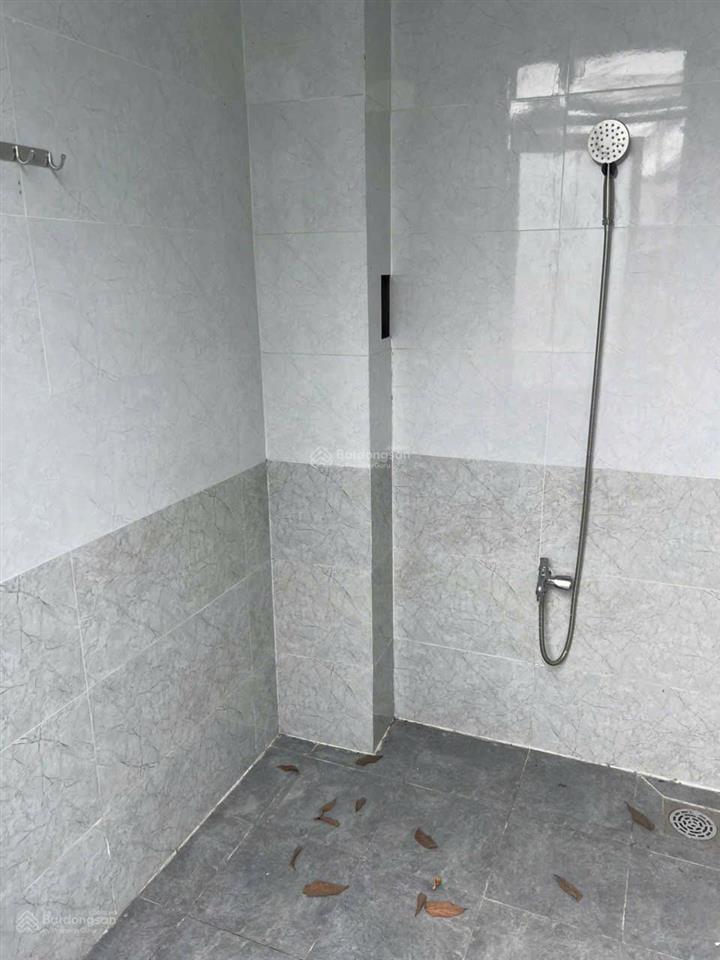 Bán nhà cấp 4 91.6m2 ngang 5m vuông vức  hẻm 4m thông  hướng đn  gần bệnh viện qt hạnh phúc