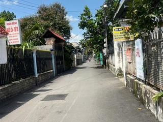 Bán nhà cấp 4 2 mặt tiền 76m2 ngang 6m  đường ql13 ngay cổng chào bình dương  giá 3ty9