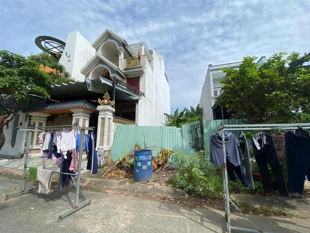 Cần bán lô đất 129m² full thổ cư hướng đb  trong khu dân cư đường bàn cờ sát chợ đầu mối thủ đức