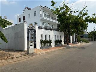 Cần bán lô biệt thự khu ven sông cách vạn phúc 4km  10x23 full thổ cư xây dựng tự do  giá 9ty2