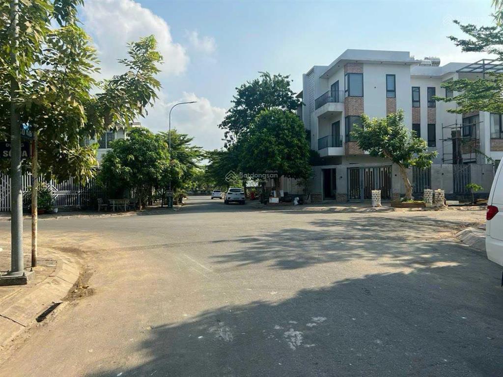Bán lô biệt thự mặt sông 220m2  đường 12m  ngay mặt tiền sông đối diện bv hạnh phúc  giá 37tr/m2
