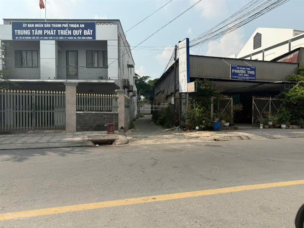 Chủ cần tiền bán lô biệt thự 8mx19m ngay trung tâm lái thiêu sầm uất  hướng nam  giá nét 4,8 tỷ