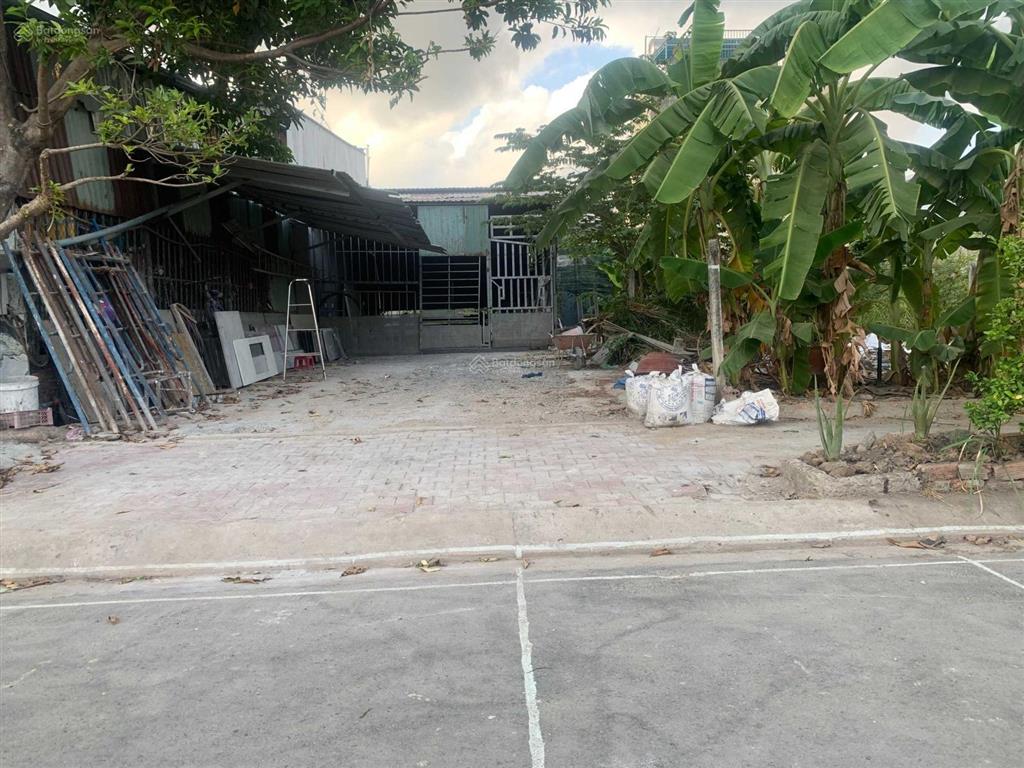 Bán lô liền kề 6x23m full thổ cư mặt tiền đường sông 12m 6,1 tỷ ngay ql13 bv hạnh phúc hồ chí minh