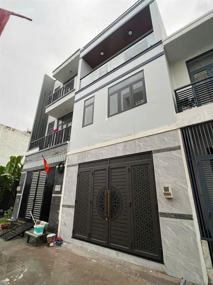 Bán nhà cấp 4 tại kdc bình chiểu  đất 53m2 full thổ cư  đường bàn cờ rộng 6m  hướng đông bắc