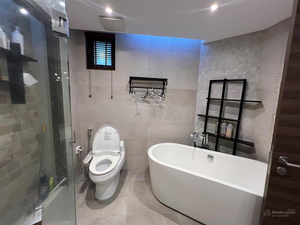 Căn góc hiếm vp4 bán đảo linh đàm 3pn, dt 144,9m², view trọn hồ, sổ đỏ