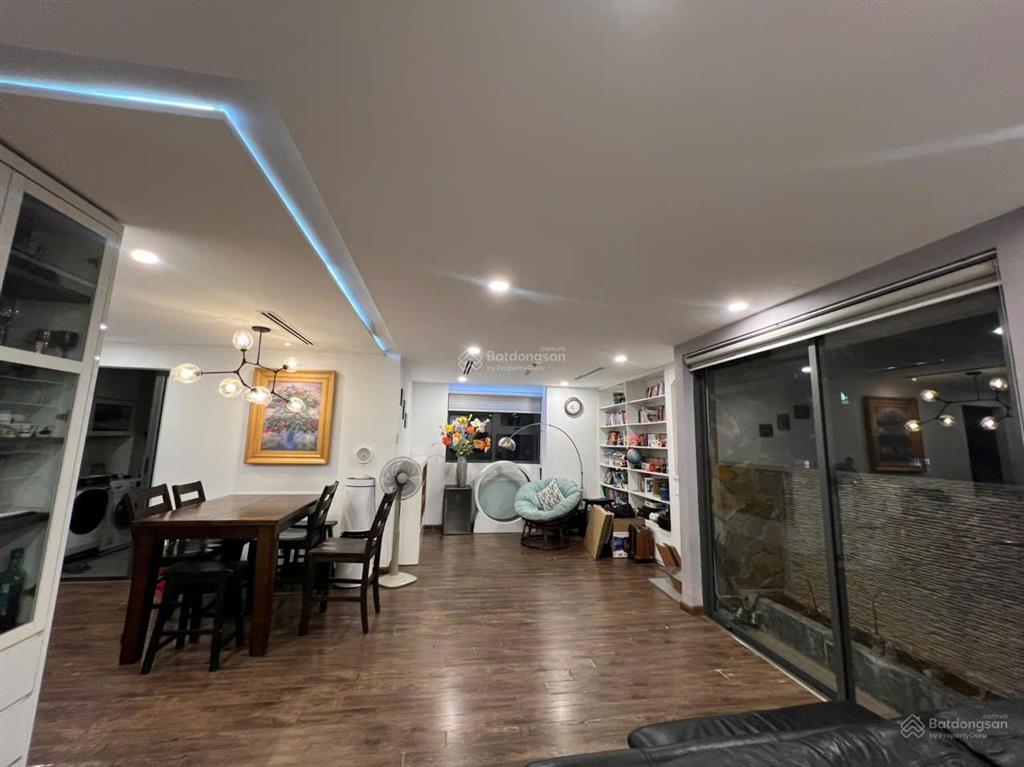 Căn góc hiếm vp4 bán đảo linh đàm 3pn, dt 144,9m², view trọn hồ, sổ đỏ