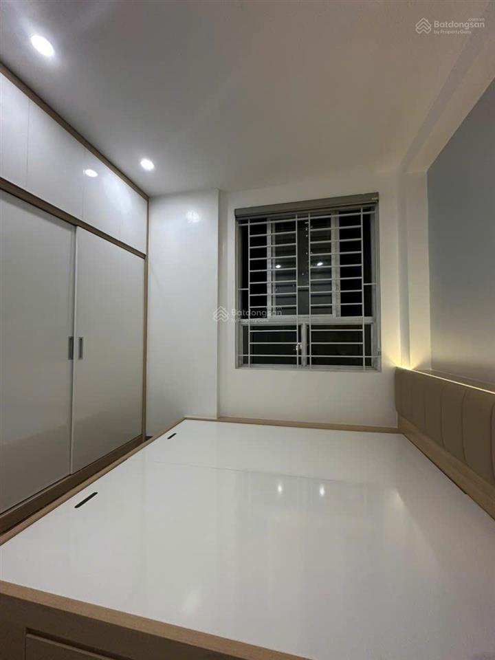 Xách vali ở ngay! căn 2 ngủ 45m2 ct1a2 tây nam linh đàm full đồ mới tinh, sổ đỏ cất két.