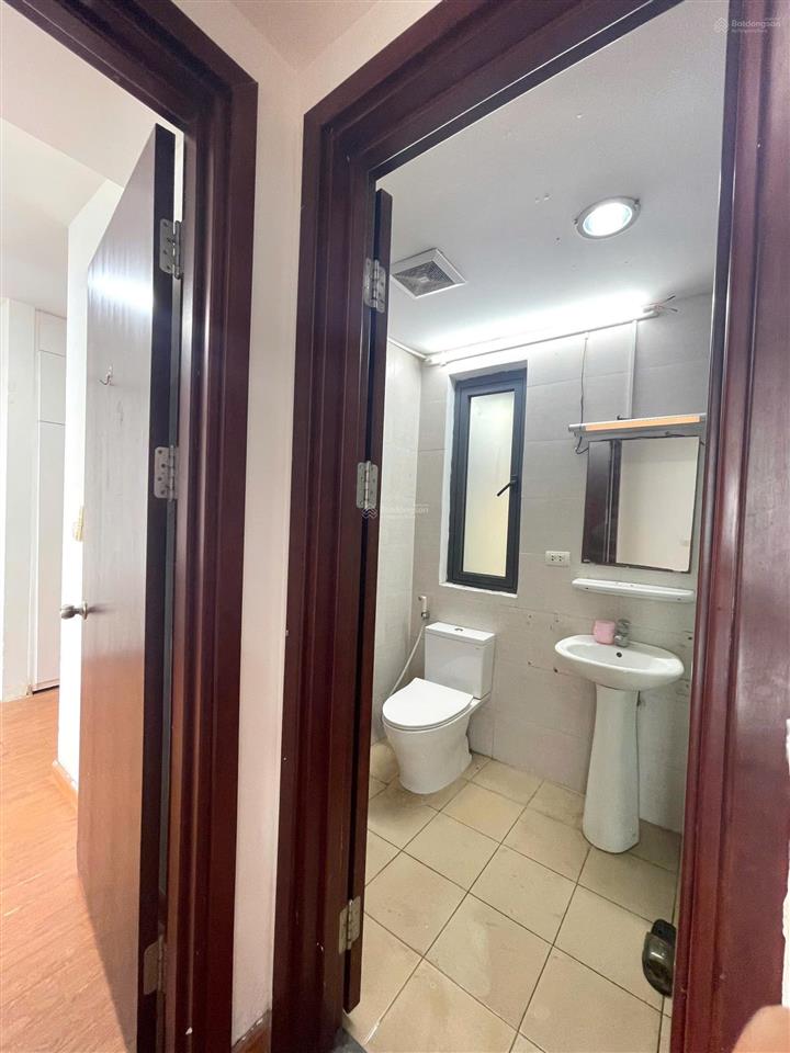 Căn 2 ngủ siêu thoáng tòa vp4 linh đàm tìm chủ mới  91.9m2 thoải mái decor theo gu!