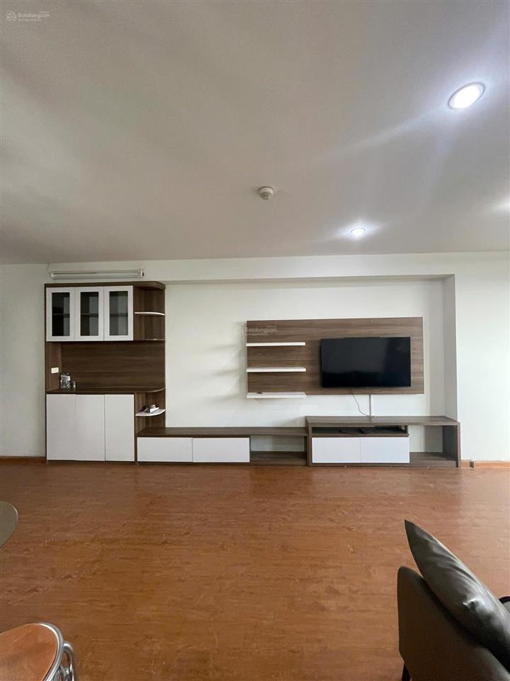 Căn 2 ngủ siêu thoáng tòa vp4 linh đàm tìm chủ mới  91.9m2 thoải mái decor theo gu!