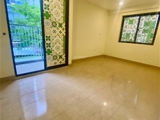 Chính chủ cần bán 3 phòng ngủ 100.8m2 tầng thấp tiện lợi  nhà nguyên bản thỏa sức decor!