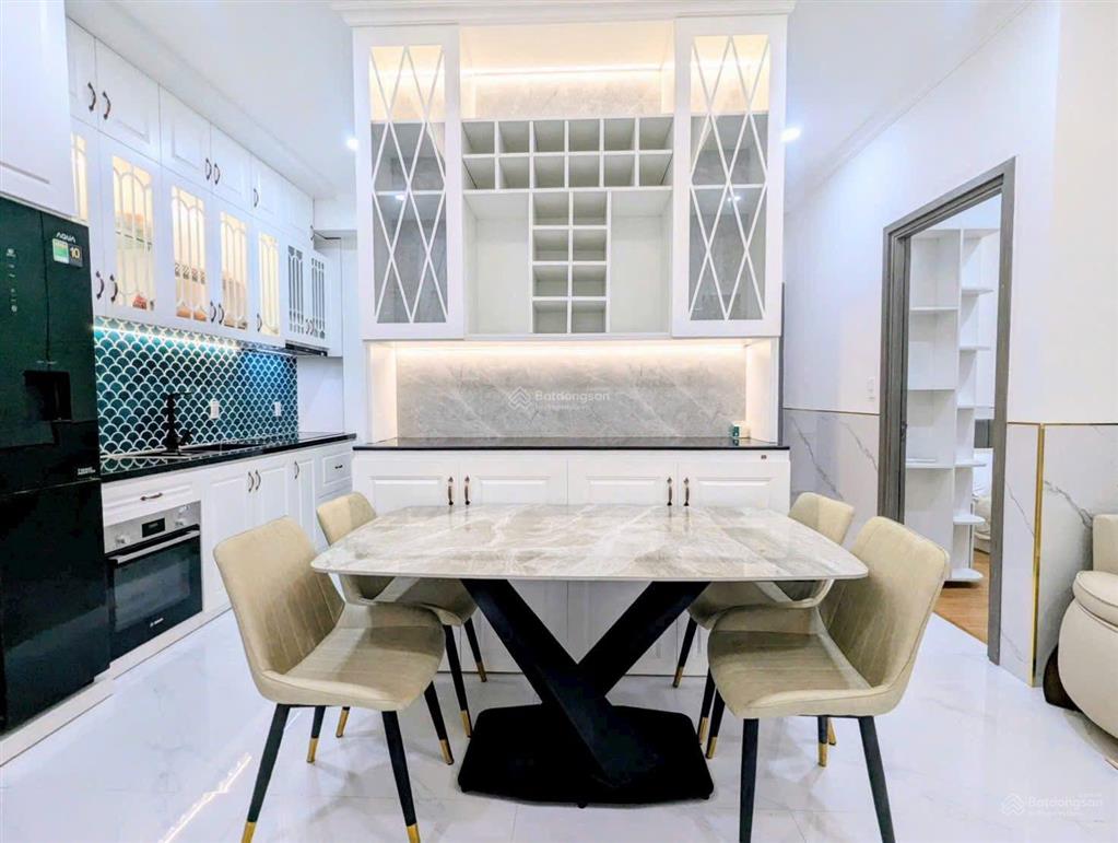 Bán nhanh căn hộ midtown m8 2 phòng ngủ full nội thất nhà đẹp giá bán 9 tỷ 750  ngay 0909 462 ***