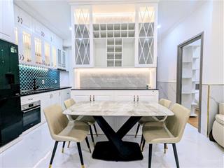 Bán nhanh căn hộ midtown m8 2 phòng ngủ full nội thất nhà đẹp giá bán 9 tỷ 750  ngay 0909 462 ***