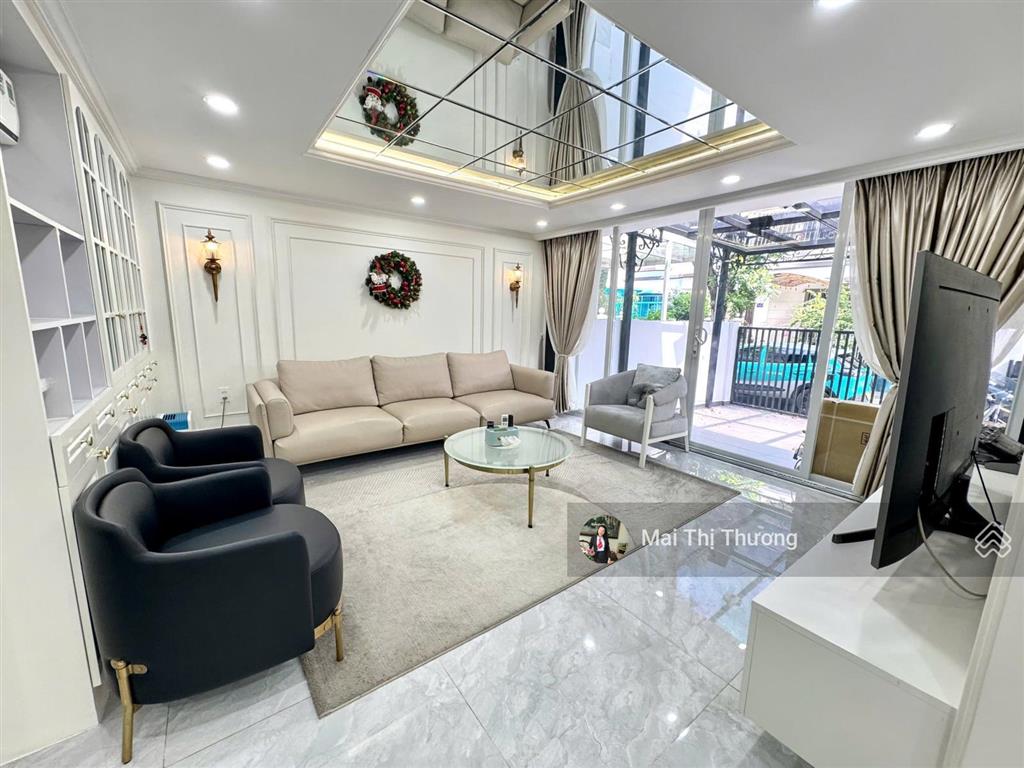 Cho thuê biệt thự phú mỹ hưng quận 7  4 phòng ngủ nhà đẹp mới, full nội thất cao cấp  090946228
