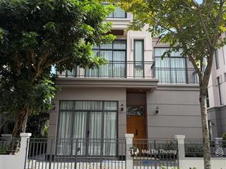 Cho thuê biệt thự cao cấp quận 7 5pn | 5wc giá 85 triệu/tháng  0909 462 *** em thương