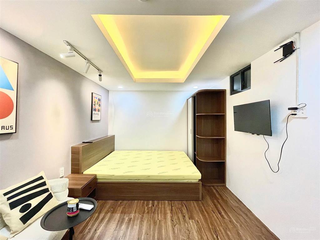 Cho thuê hệ thống căn studio cửa sổ thang máy giặt riêng full nội thất ngay trần hưng đạo quận 5