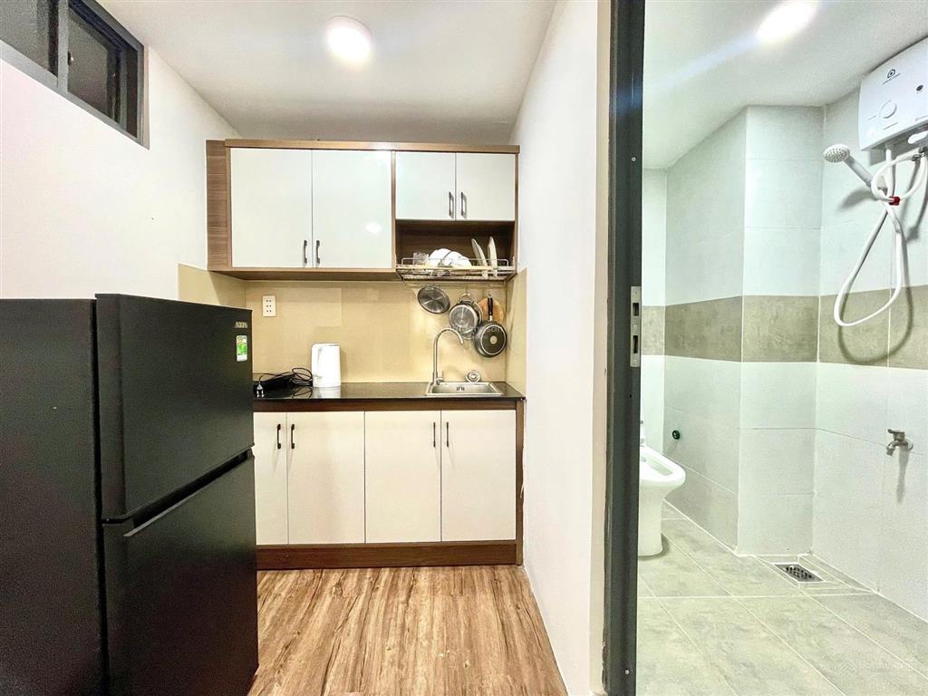 Cho thuê hệ thống căn studio cửa sổ thang máy giặt riêng full nội thất ngay trần hưng đạo quận 5