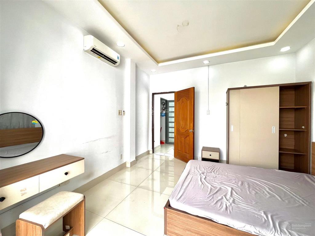 Cho thuê căn 1pn tách bếp ban công thoáng mát full nội thất ngay cách mạng tháng tám quận 10