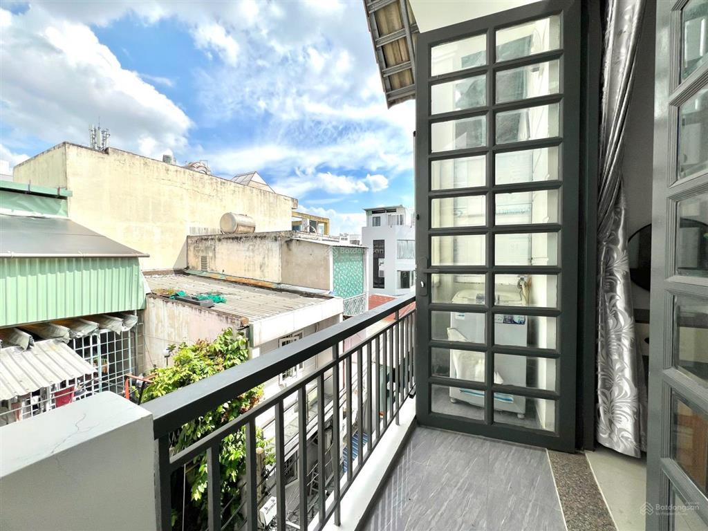 Cho thuê căn 1pn tách bếp ban công thoáng mát full nội thất ngay cách mạng tháng tám quận 10
