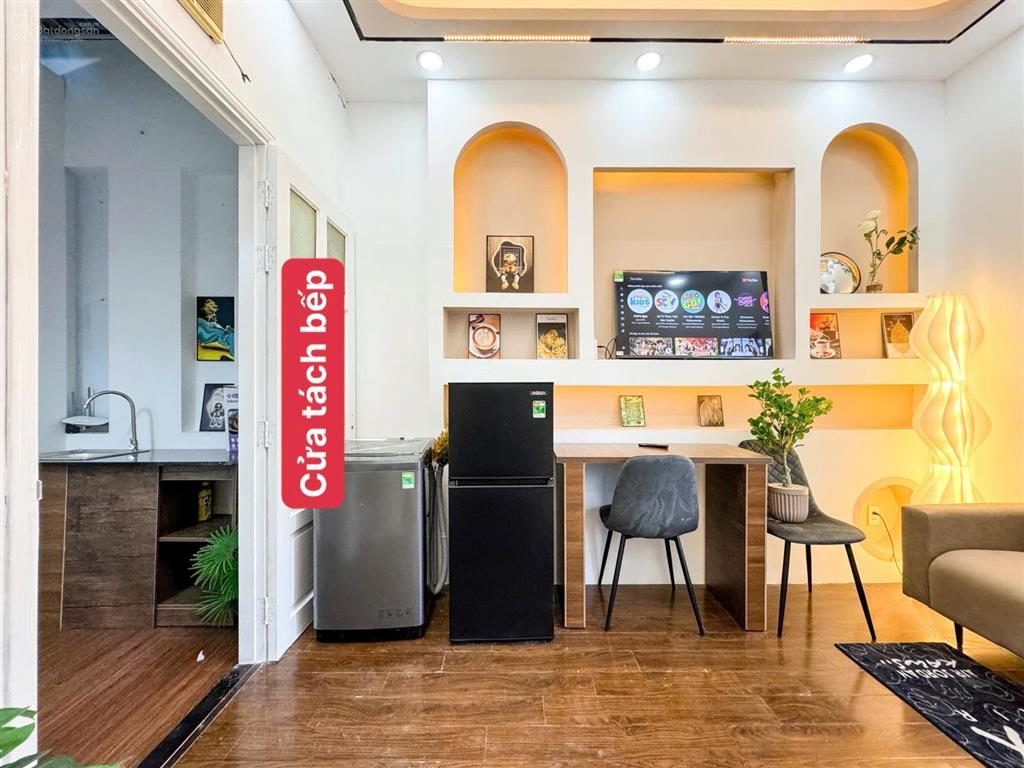 Cho thuê căn hộ 1pn tách bếp cửa sổ trời full nt ngay tô hiến thành quận 10