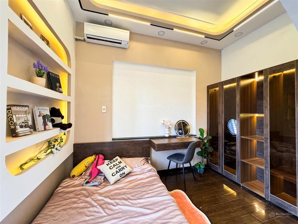 Cho thuê căn hộ 1pn tách bếp cửa sổ trời full nt ngay tô hiến thành quận 10