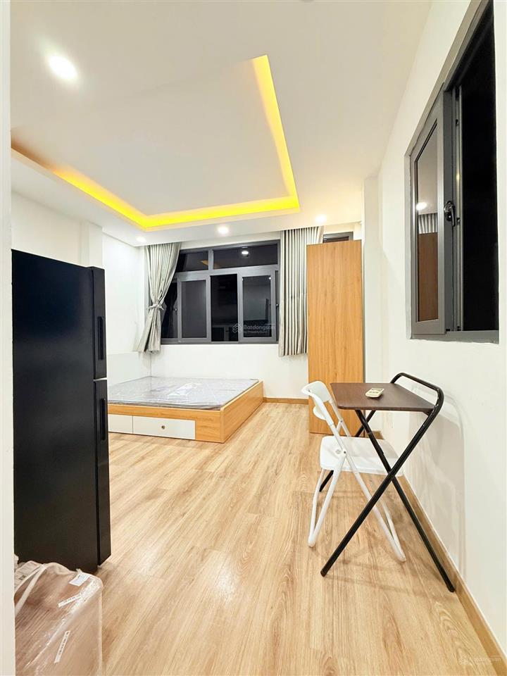 Cho thuê căn hộ studio cửa sổ lớn máy giặt riêng full nt ngay trần quang khải tân định quận 1