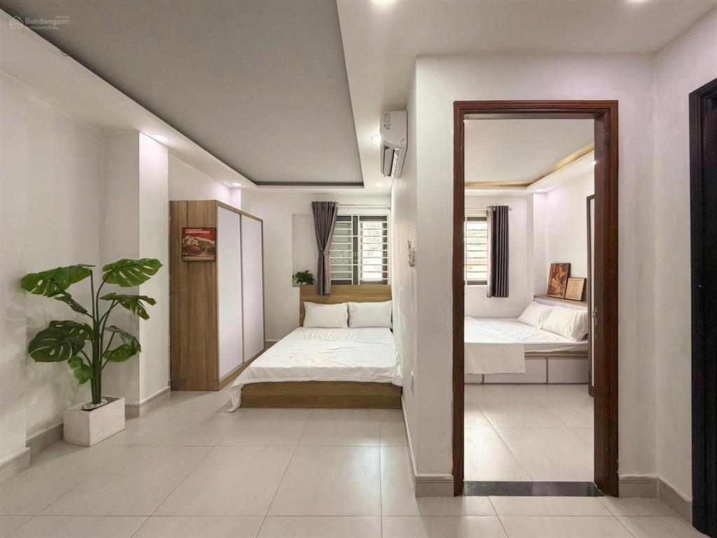 Cho thuê căn hộ 2pn1wc cửa sổ thoáng full nt thang máy bảo vệ gần đại học bách khoa ueh quận 10