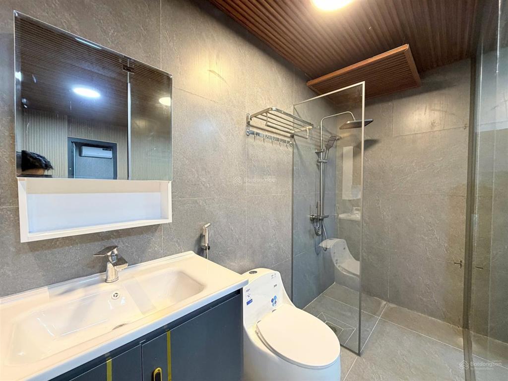 Cho thuê căn hộ 2 phòng ngủ 1wc ban công thang máy full nội thất điện biên phủ bàn cờ quận 3