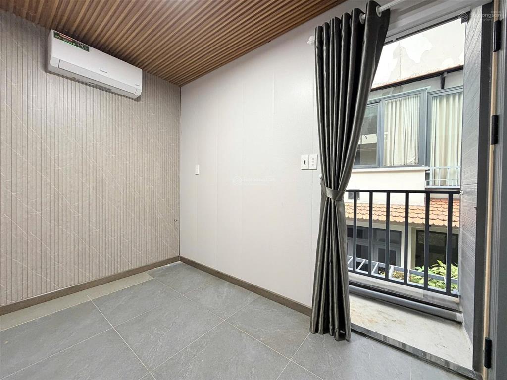 Cho thuê căn hộ 2 phòng ngủ 1wc ban công thang máy full nội thất điện biên phủ bàn cờ quận 3